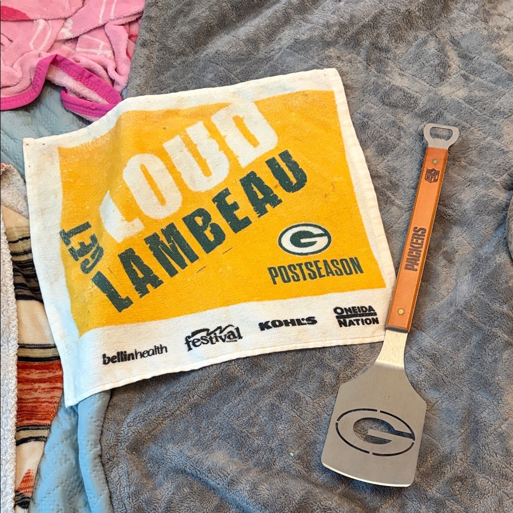 Green Bay Packers Postseason Grilling Spatula - Brown Handle